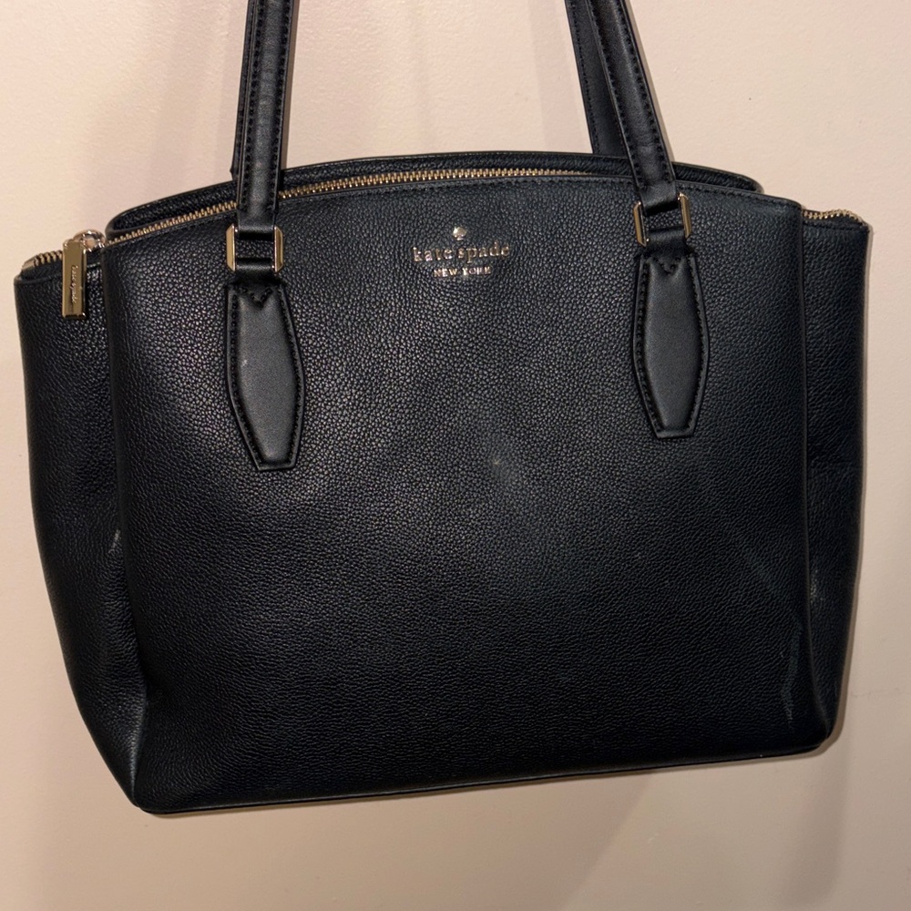 Kate Spade Black leather Shoulder Bag*minor scratch (see video)
